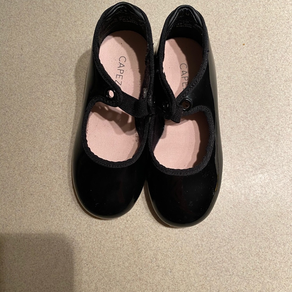 Capezio tap shoes size 8